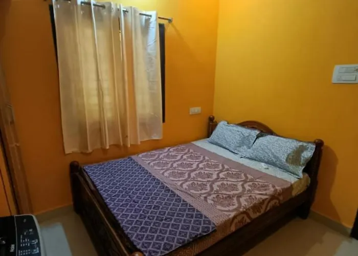 White House Service Apartment